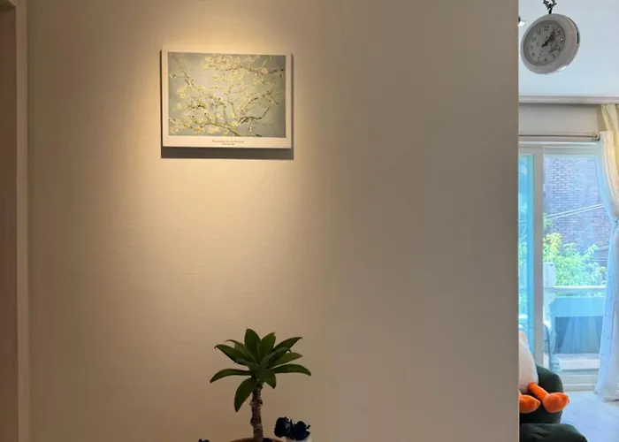 Pansiyon Itaewon Female Only Living With Host *